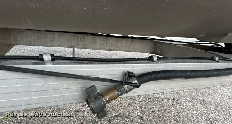 image for item DW3420 2013 Travis end dump trailer