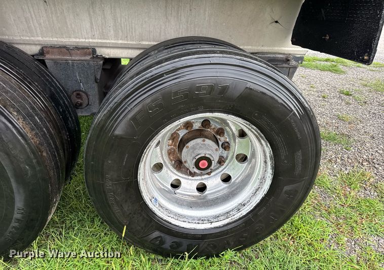 image for item DW3420 2013 Travis end dump trailer