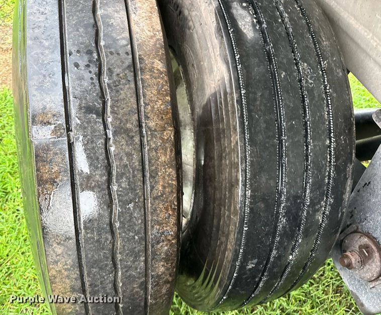 image for item DW3420 2013 Travis end dump trailer