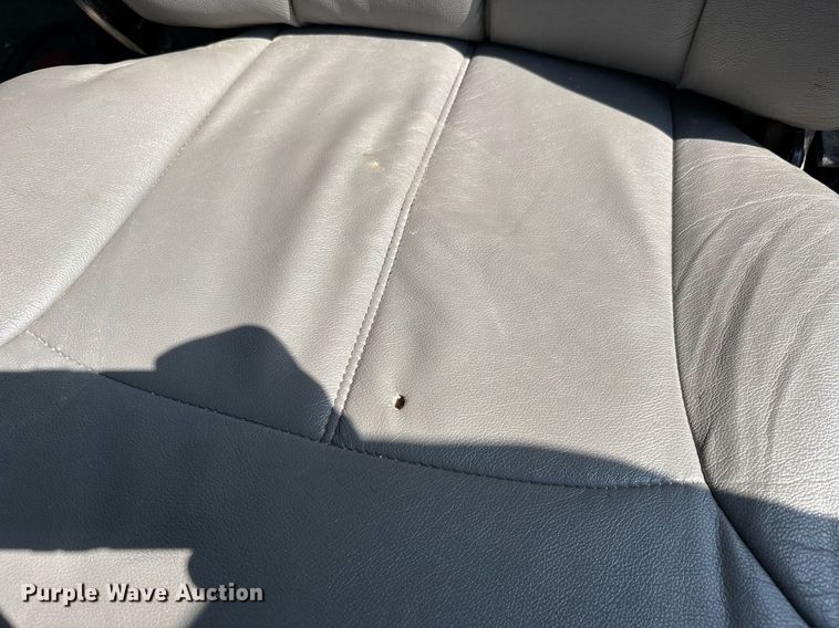 image for item DW7104 2006 Freightliner Columbia semi truck