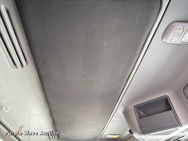 image for item DW7194 2007 Freightliner semi truck