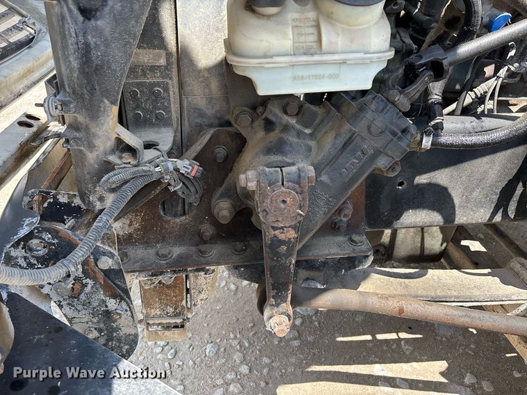 image for item DW7194 2007 Freightliner semi truck