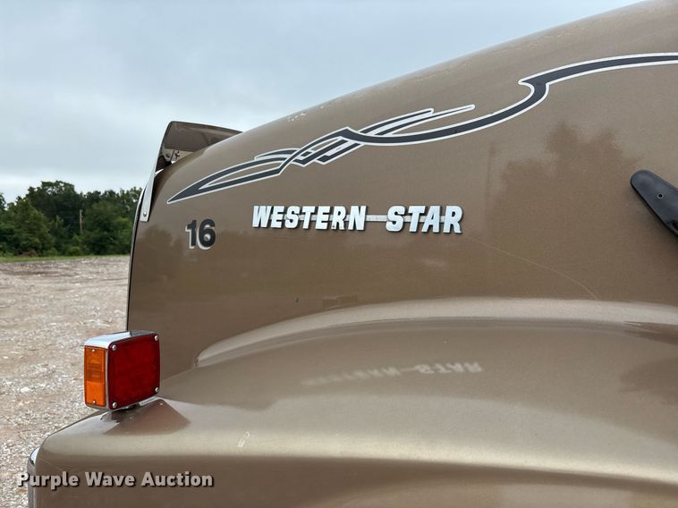 image for item DW7210 2007 Western Star 4900  log lader truck with 2007 Rosa log pup trailer