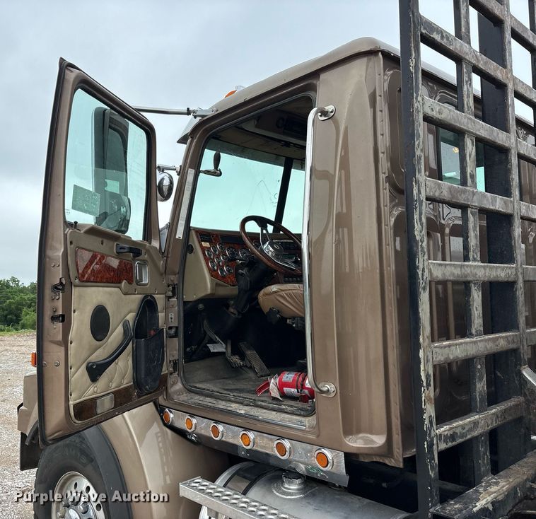 image for item DW7210 2007 Western Star 4900  log lader truck with 2007 Rosa log pup trailer