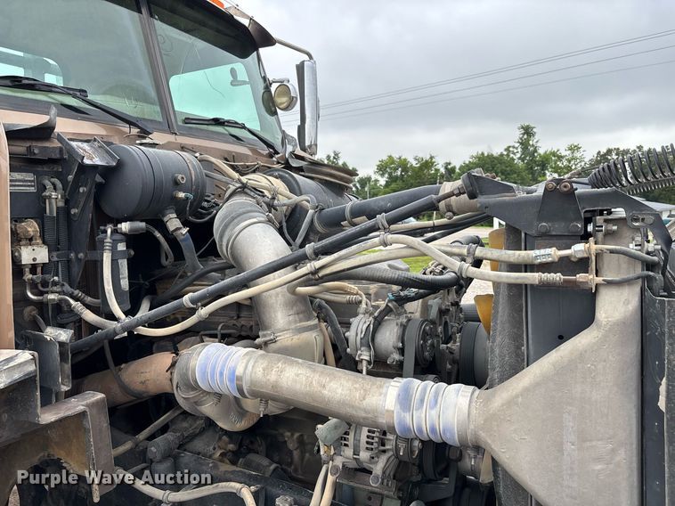 image for item DW7210 2007 Western Star 4900  log lader truck with 2007 Rosa log pup trailer