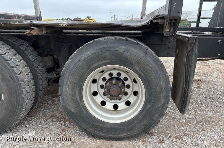 image for item DW7210 2007 Western Star 4900  log lader truck with 2007 Rosa log pup trailer