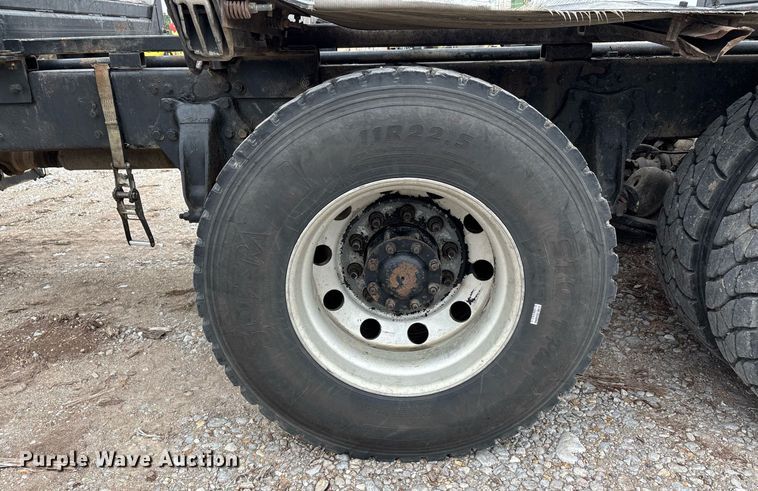 image for item DW7210 2007 Western Star 4900  log lader truck with 2007 Rosa log pup trailer