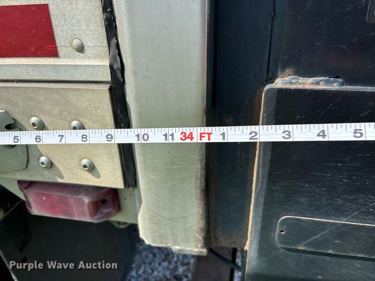 image for item DW7222 2007 Utility Trailers dry van trailer