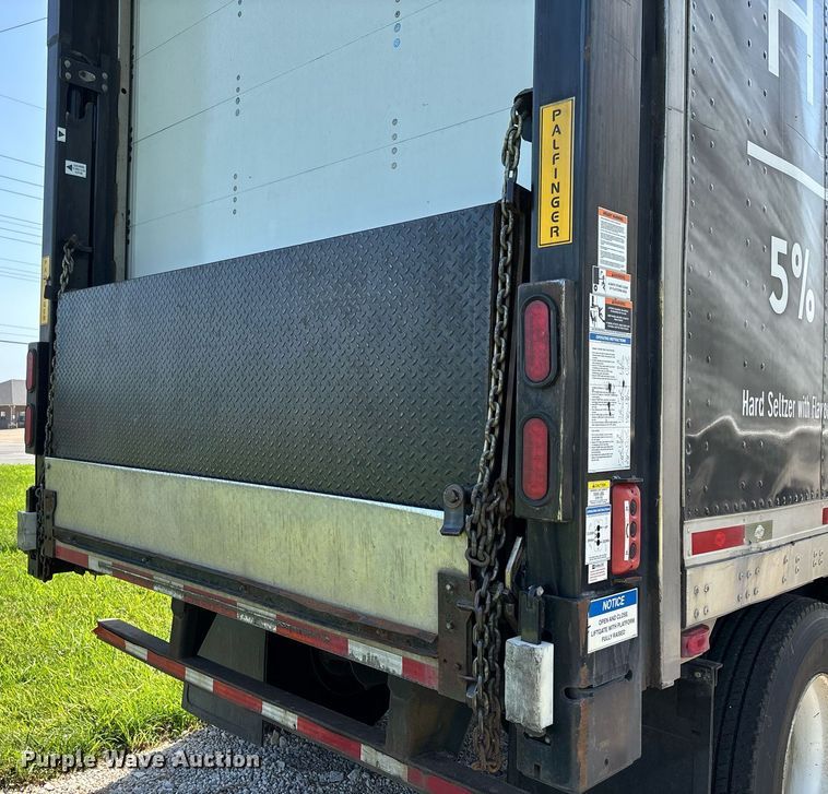 image for item DW7222 2007 Utility Trailers dry van trailer