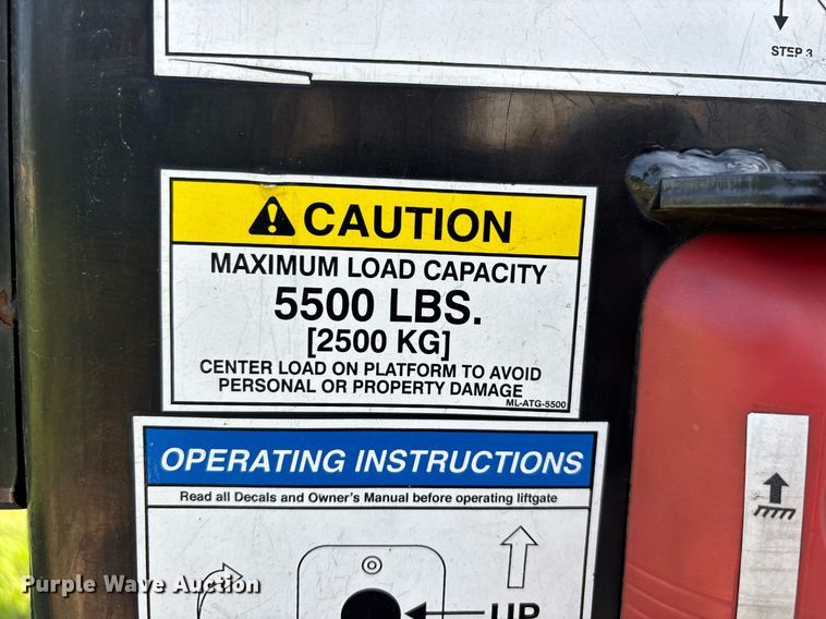 image for item DW7222 2007 Utility Trailers dry van trailer