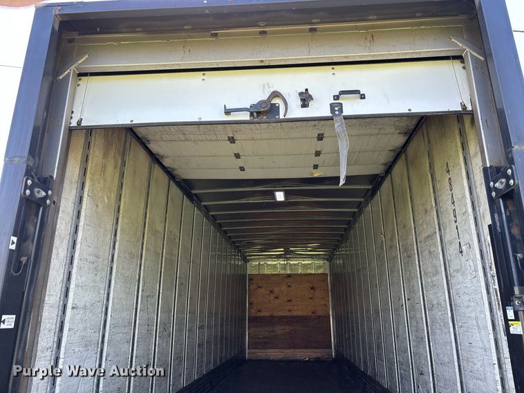 image for item DW7222 2007 Utility Trailers dry van trailer