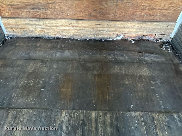 image for item DW7222 2007 Utility Trailers dry van trailer