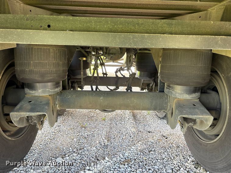 image for item DW7222 2007 Utility Trailers dry van trailer