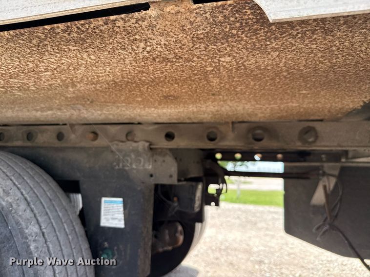 image for item DX5641 2014 Utility Trailers VS2RA refrigerated van trailer