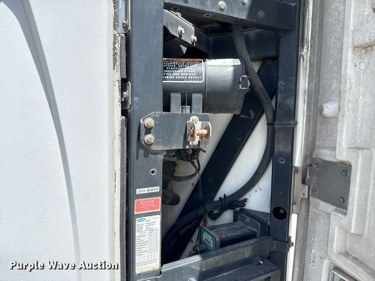 image for item DX5641 2014 Utility Trailers VS2RA refrigerated van trailer