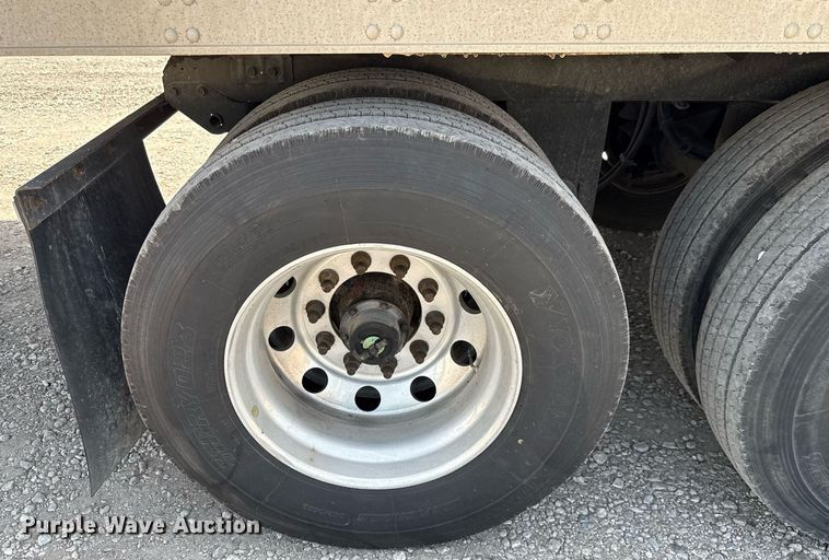 image for item DX5641 2014 Utility Trailers VS2RA refrigerated van trailer