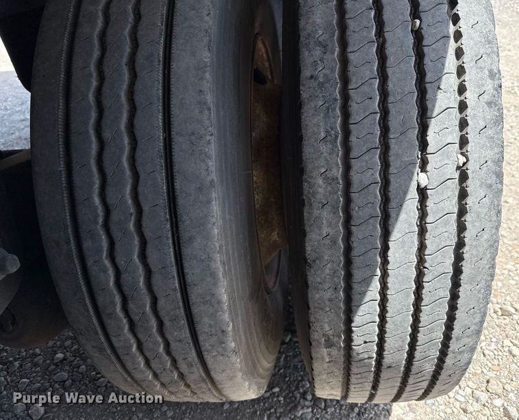 image for item DX5641 2014 Utility Trailers VS2RA refrigerated van trailer