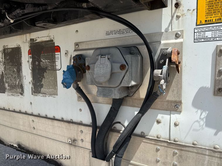 image for item DX5642 2015 Utility Trailers VS2RA refrigerated van trailer