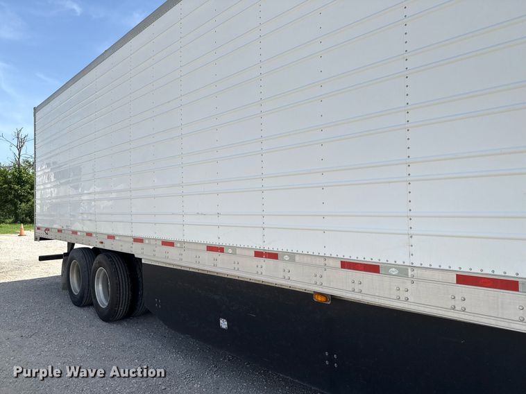 image for item DX5642 2015 Utility Trailers VS2RA refrigerated van trailer