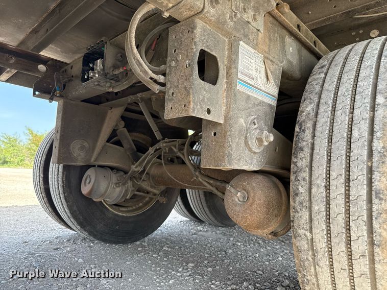 image for item DX5642 2015 Utility Trailers VS2RA refrigerated van trailer