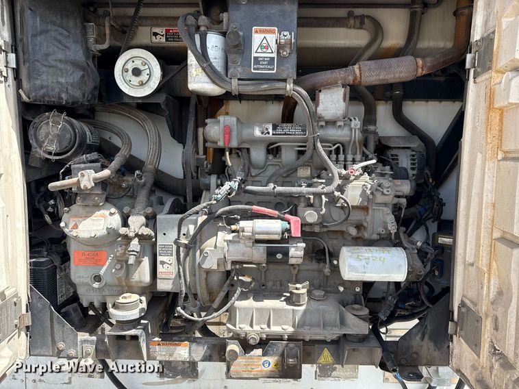 image for item DX5642 2015 Utility Trailers VS2RA refrigerated van trailer