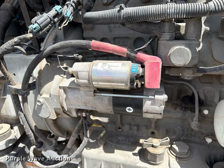 image for item DX5642 2015 Utility Trailers VS2RA refrigerated van trailer