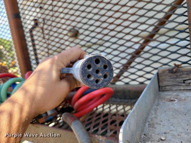 image for item DX7183 1997 Ford Aeromax semi truck