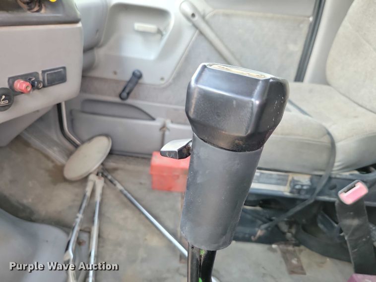 image for item DX7183 1997 Ford Aeromax semi truck