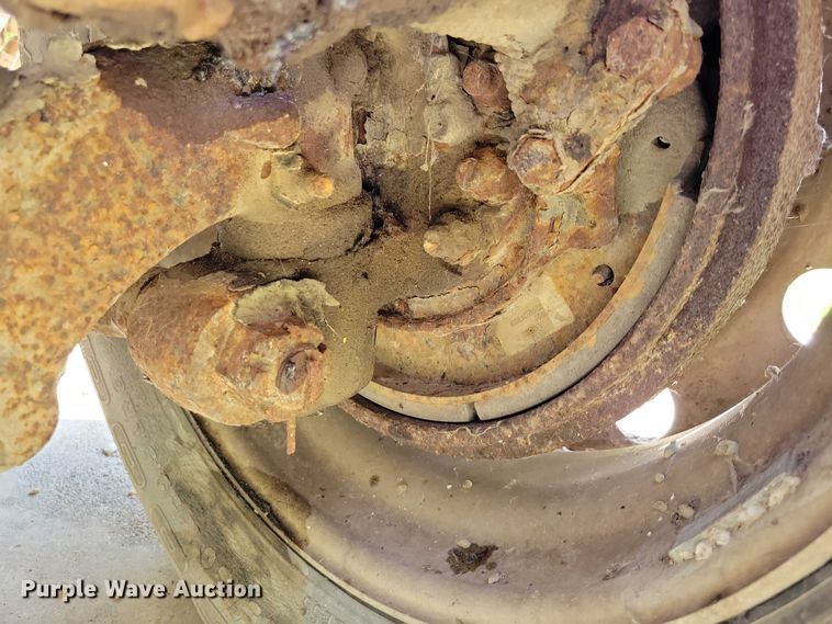 image for item DX7183 1997 Ford Aeromax semi truck