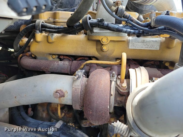 image for item DX7183 1997 Ford Aeromax semi truck