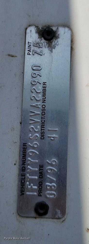 image for item DX7183 1997 Ford Aeromax semi truck