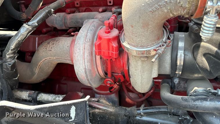 image for item DX8028 2007 International 9400I semi truck