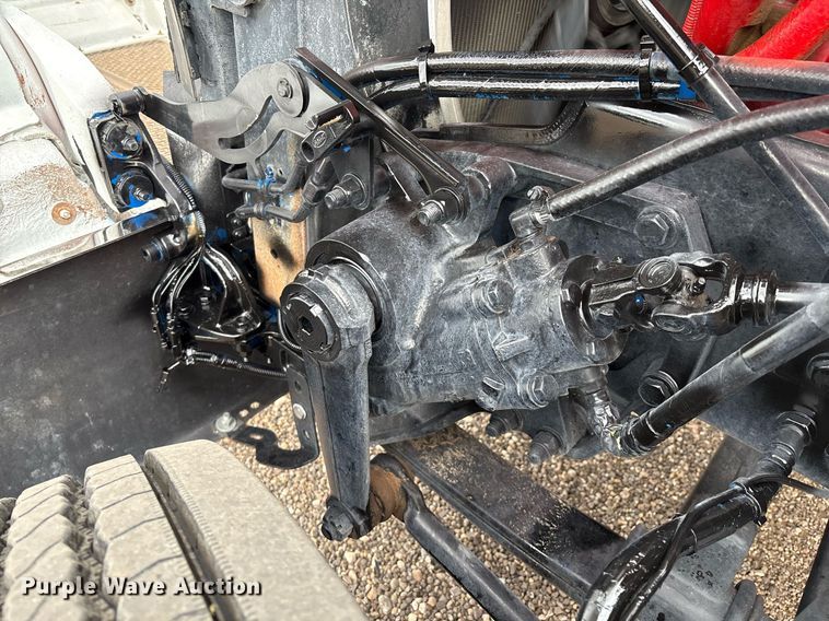 image for item DX8052 2013 Peterbilt 367 semi truck