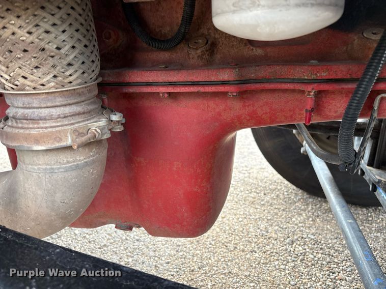 image for item DX8052 2013 Peterbilt 367 semi truck