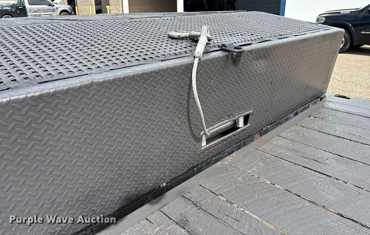 image for item DX8053 2009 Trail-EZE TE80HT48 drop deck hydraulic tail equipment trailer