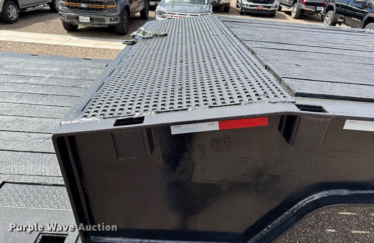 image for item DX8053 2009 Trail-EZE TE80HT48 drop deck hydraulic tail equipment trailer