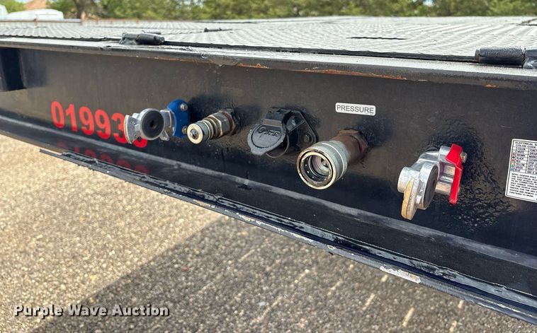 image for item DX8053 2009 Trail-EZE TE80HT48 drop deck hydraulic tail equipment trailer