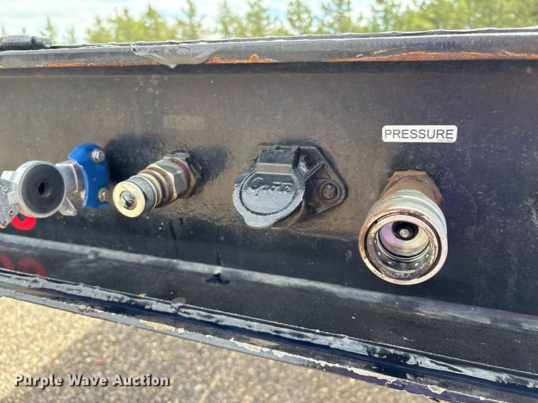 image for item DX8053 2009 Trail-EZE TE80HT48 drop deck hydraulic tail equipment trailer