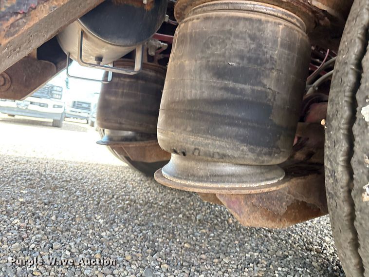 image for item DX8053 2009 Trail-EZE TE80HT48 drop deck hydraulic tail equipment trailer