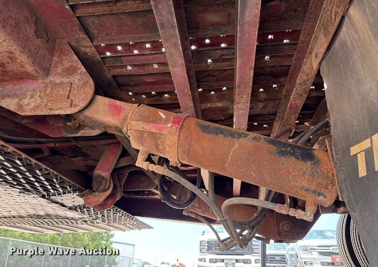 image for item DX8053 2009 Trail-EZE TE80HT48 drop deck hydraulic tail equipment trailer