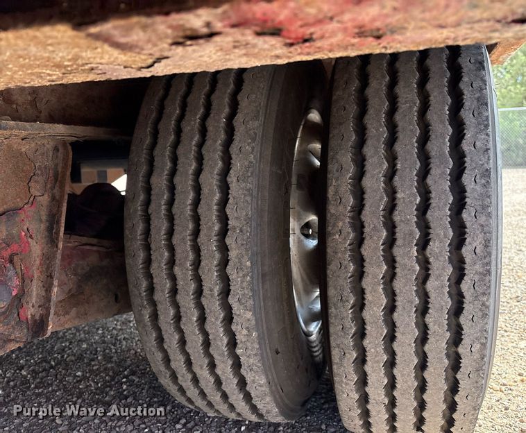 image for item DX8053 2009 Trail-EZE TE80HT48 drop deck hydraulic tail equipment trailer