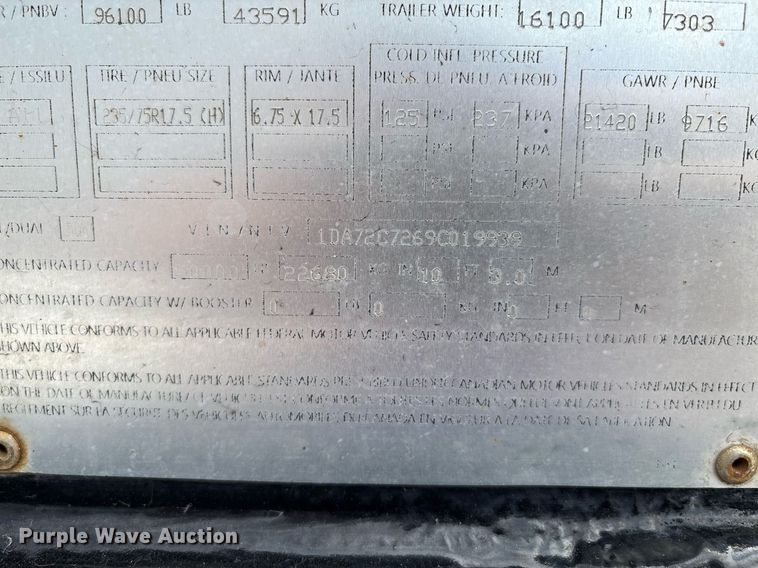 image for item DX8053 2009 Trail-EZE TE80HT48 drop deck hydraulic tail equipment trailer