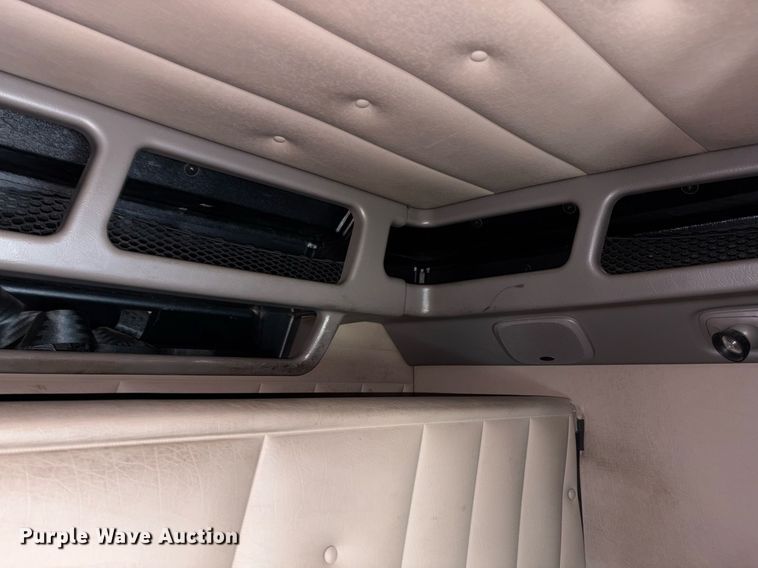 image for item DX8059 2017 Peterbilt 389 semi truck