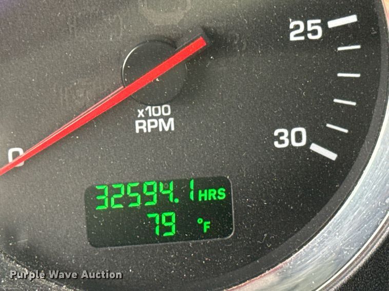 image for item DY0391 2010 Kenworth T660 semi truck