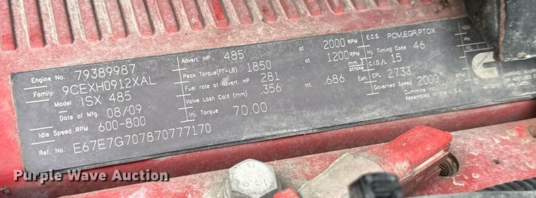 image for item DY0391 2010 Kenworth T660 semi truck