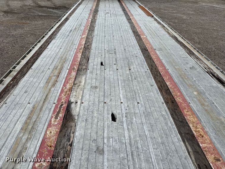 image for item DY0431 2008 Trail King TK80ACS drop deck trailer