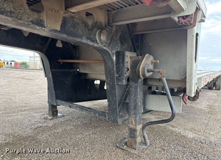 image for item DY0431 2008 Trail King TK80ACS drop deck trailer