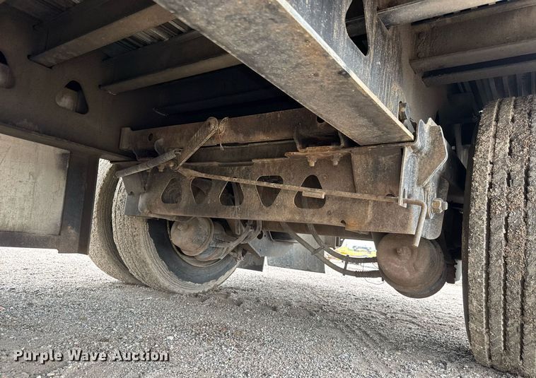 image for item DY0431 2008 Trail King TK80ACS drop deck trailer