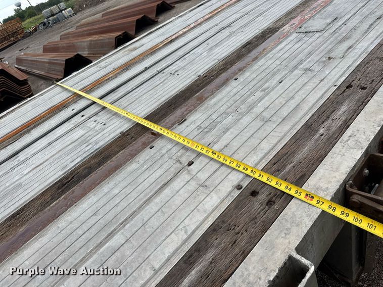 image for item DY0431 2008 Trail King TK80ACS drop deck trailer