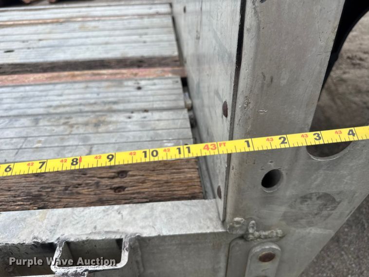 image for item DY0431 2008 Trail King TK80ACS drop deck trailer